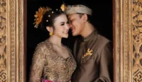 Rizky Febian dan Mahalini bersiap mengikat janji suci di Jakarta, 10 Mei 2024, dengan persiapan meriah dan penuh cinta.